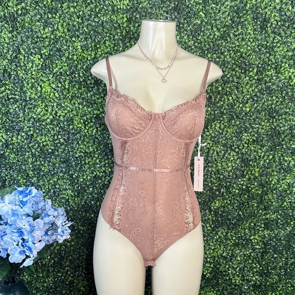 Lacey sheer back bodysuit mocha nwt - Picture 1 of 6